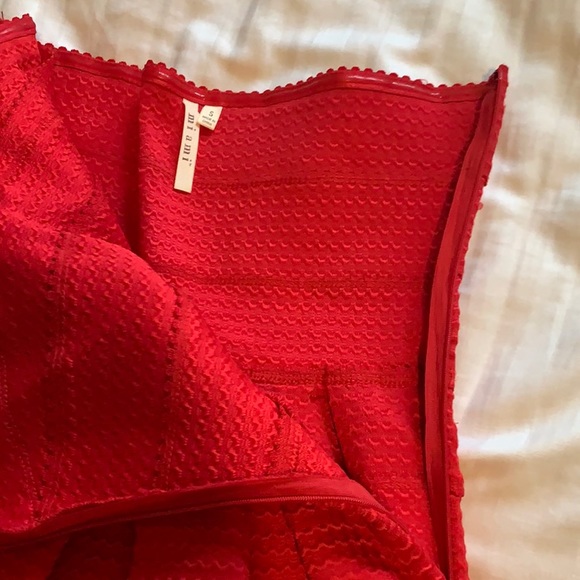 Red strapless tube dress - Picture 3 of 8